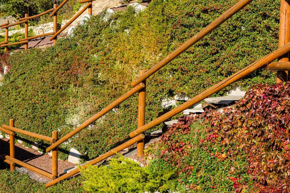 A&G Apartment Aosta - Elegante Casa 100 Mq Su Due Piani Con Wi-Fi-Giardino-Parcheggio Esterno foto