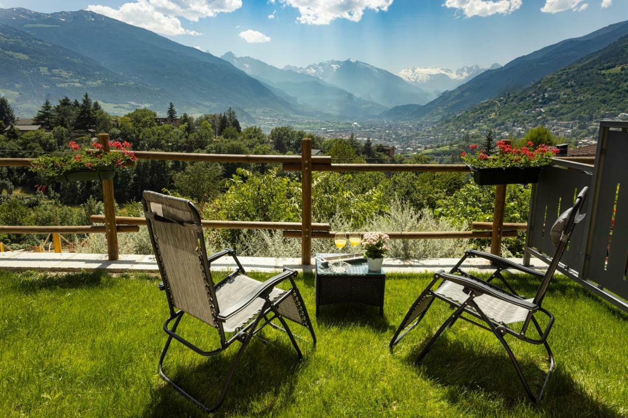 A&G Apartment Aosta - Elegante Casa 100 Mq Su Due Piani Con Wi-Fi-Giardino-Parcheggio Esterno foto